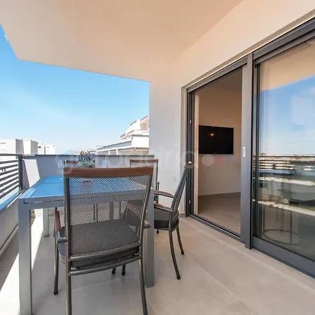 Delux Apartment Diva Mare - Free Beach Parking Makarska Exterior photo