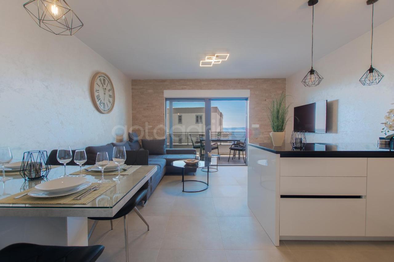 Delux Diva Mare - Free Parking Apartament *